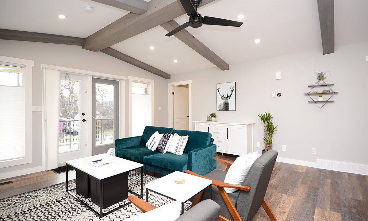 Photo of Livingroom in Pincher Creek