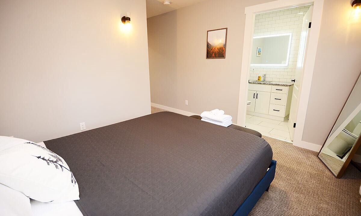 Photo of Bedroom in Pincher Creek