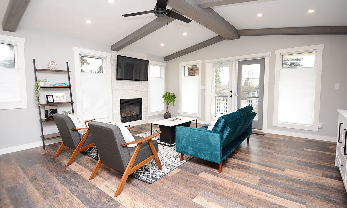 Photo of Livingroom in Pincher Creek