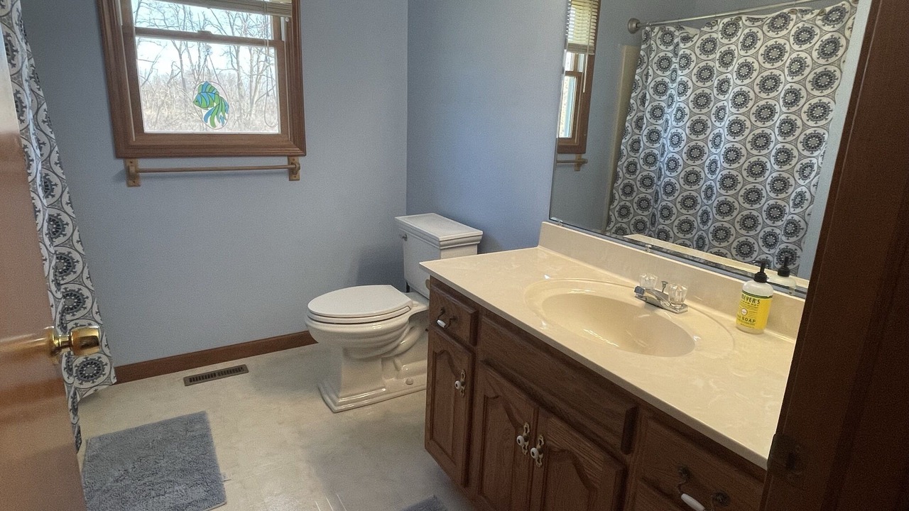 Photo of Bathroom in Kelleys Island
