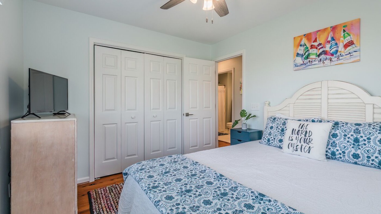 Photo of Bedroom in Beachwalk