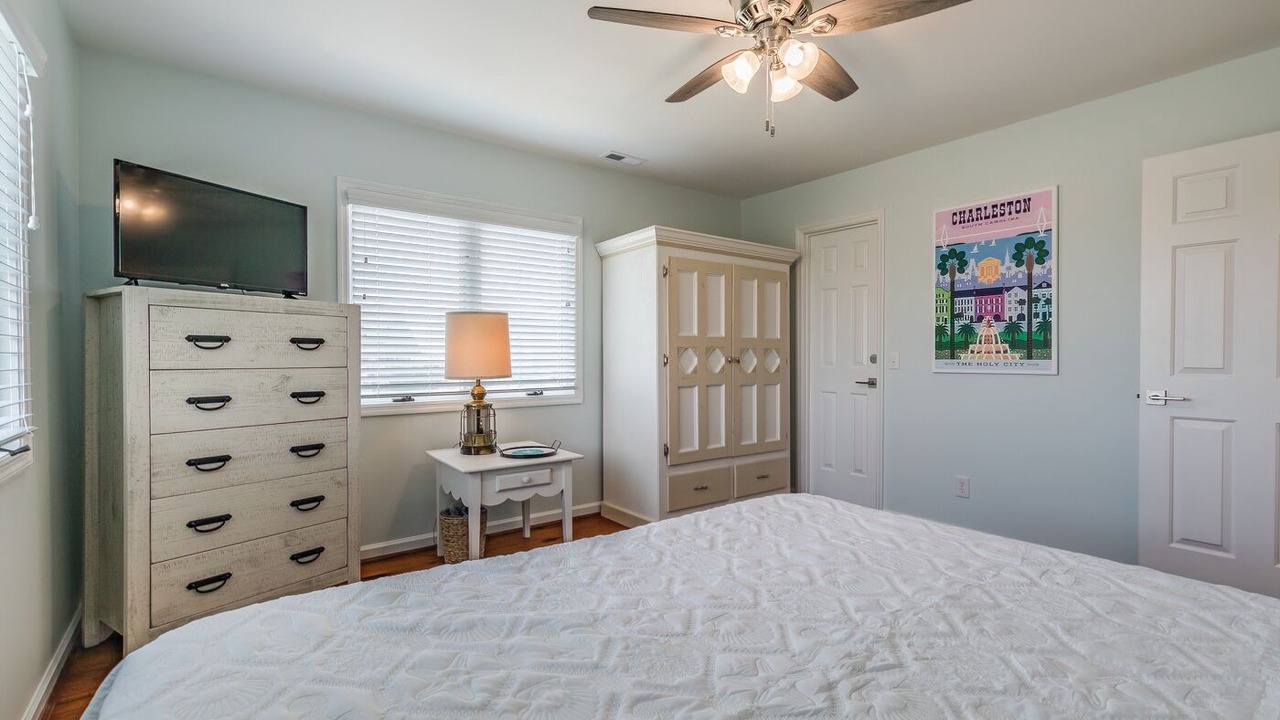 Photo of Bedroom in Beachwalk