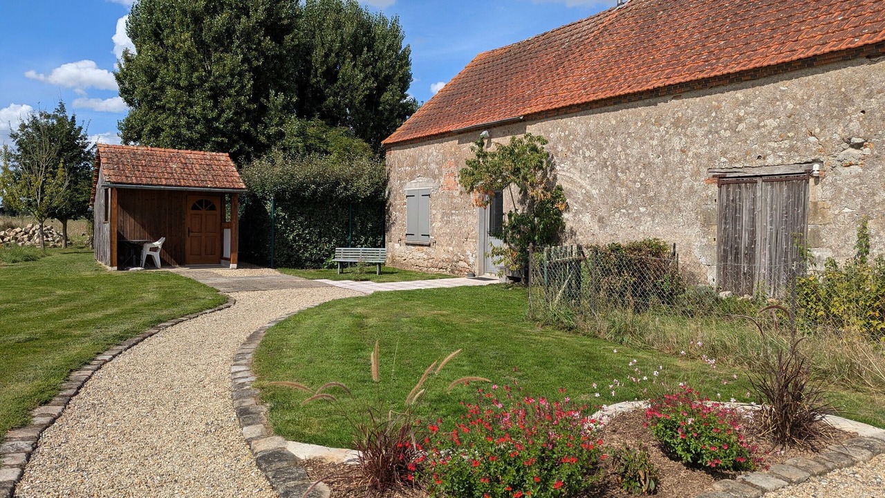 Photo of Outdoor in Guilly