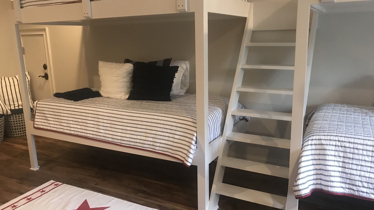 Photo of Bedroom in Chapin