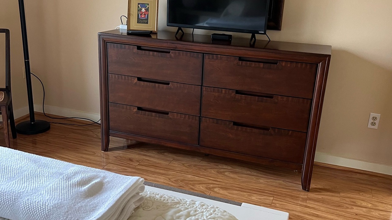 Photo of Bedroom in Country Club Estates