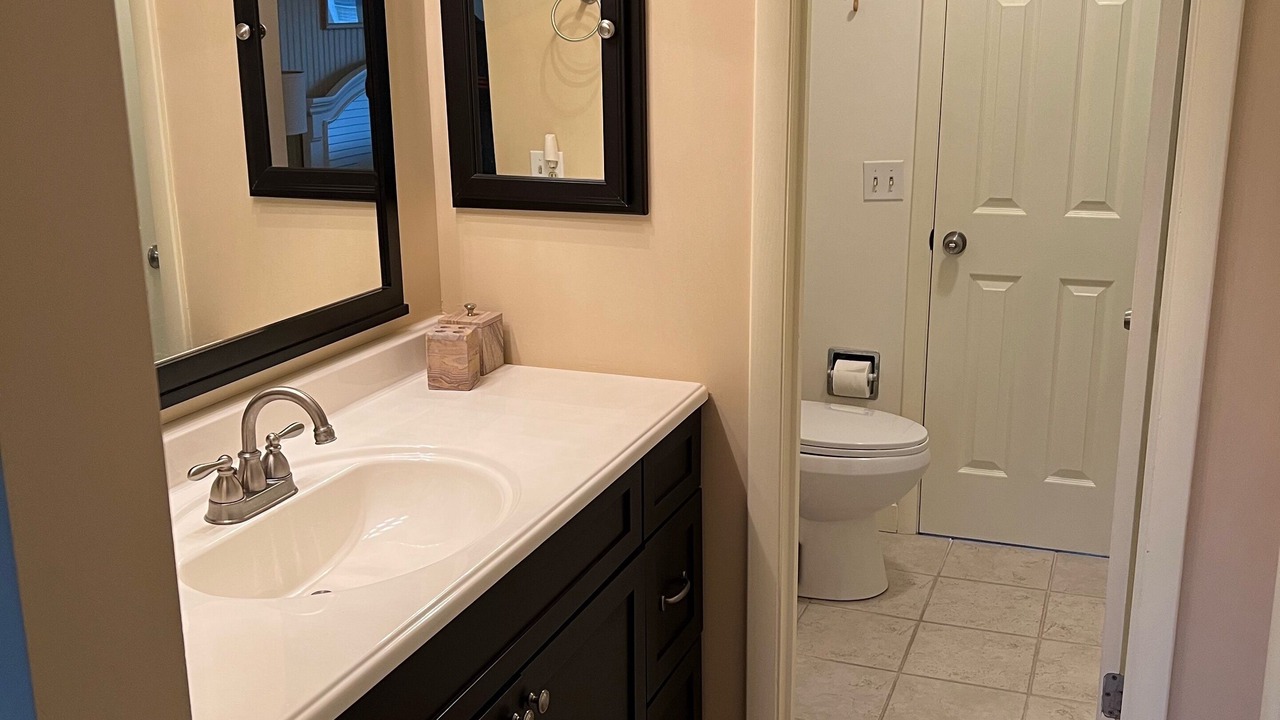 Photo of Bathroom in Country Club Estates