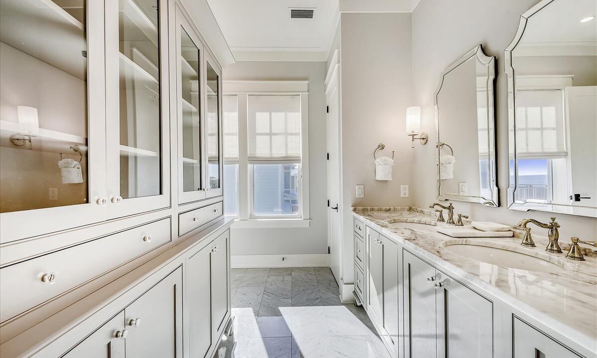 Photo of Bathroom in Treasure Beach Village