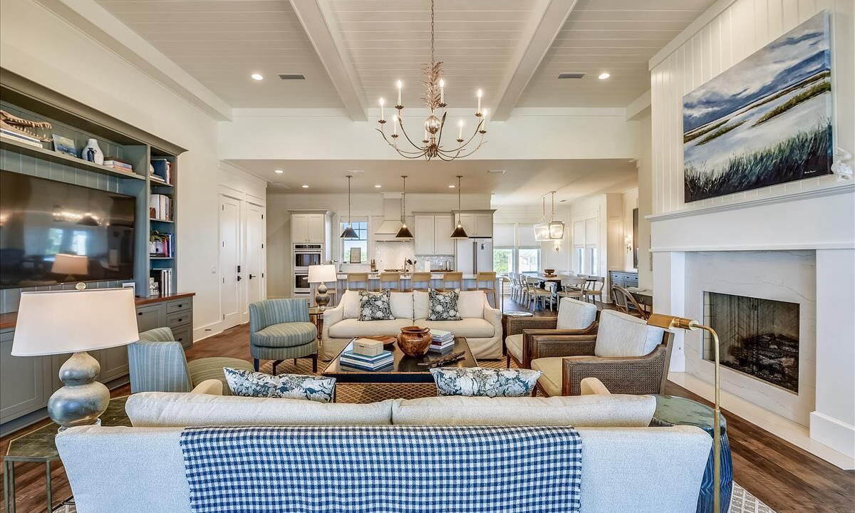 Photo of Livingroom in Treasure Beach Village