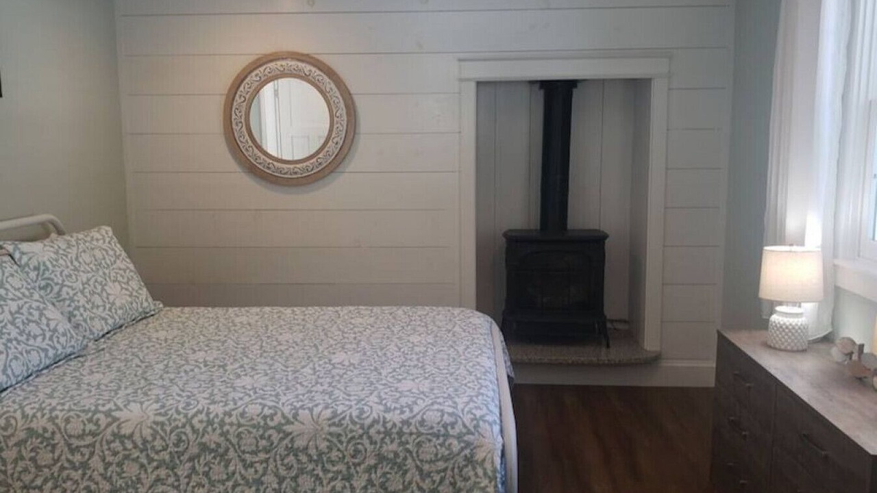 Photo of Bedroom in Otis