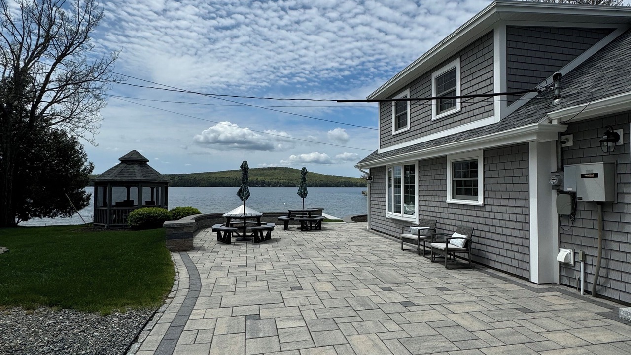 Photo of Patio Balcony in Otis