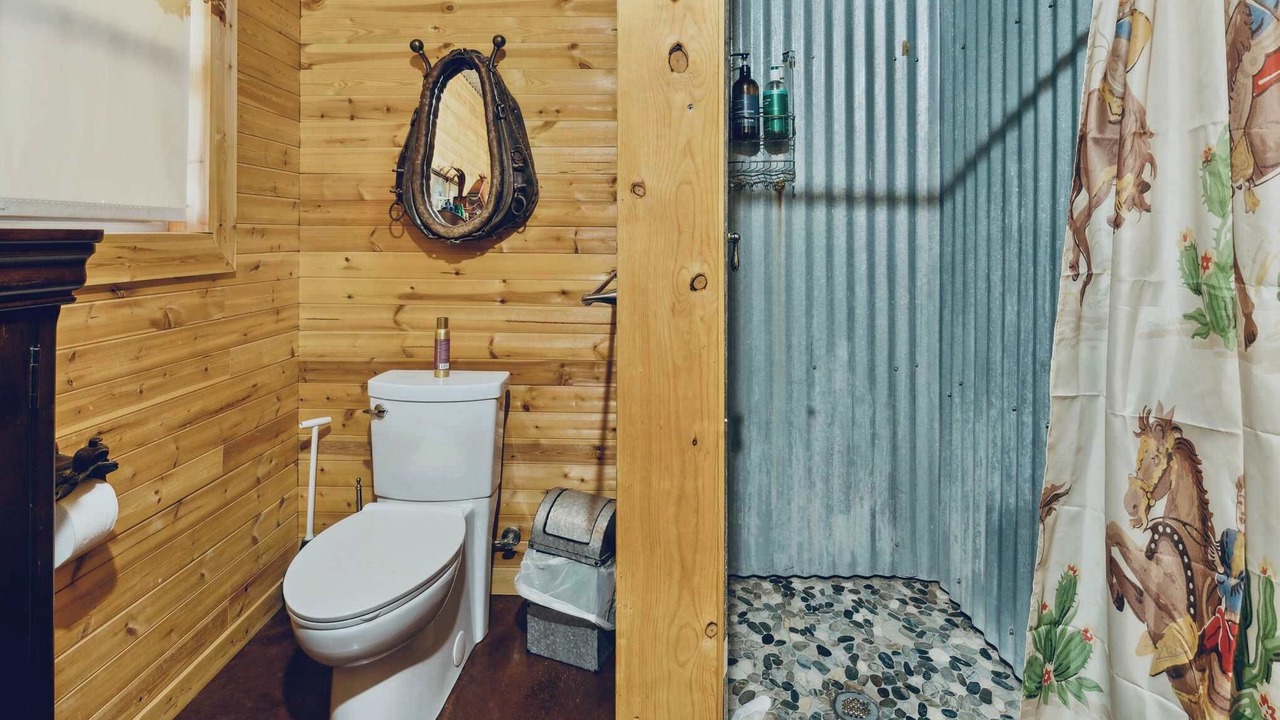 Photo of Bathroom in Canyon