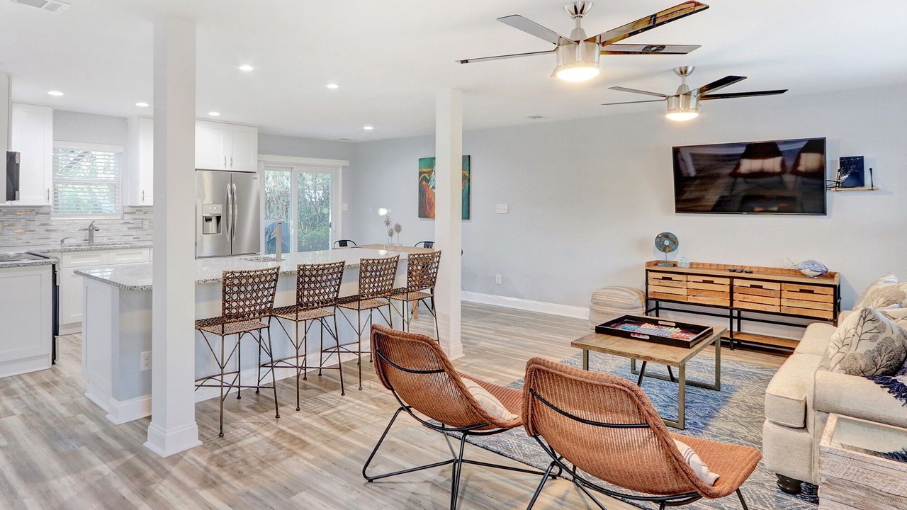 Photo of Livingroom in Savannah Beach