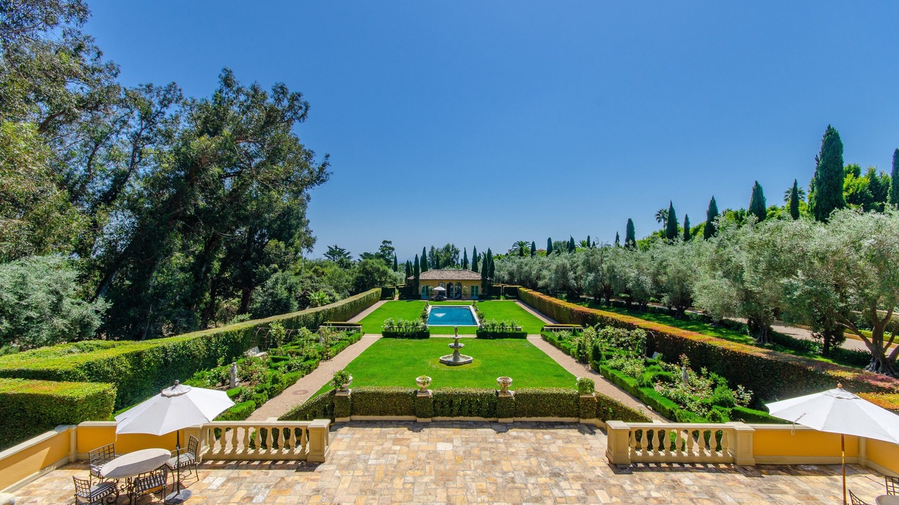 Photo of Outdoor in Golden Quadrangle