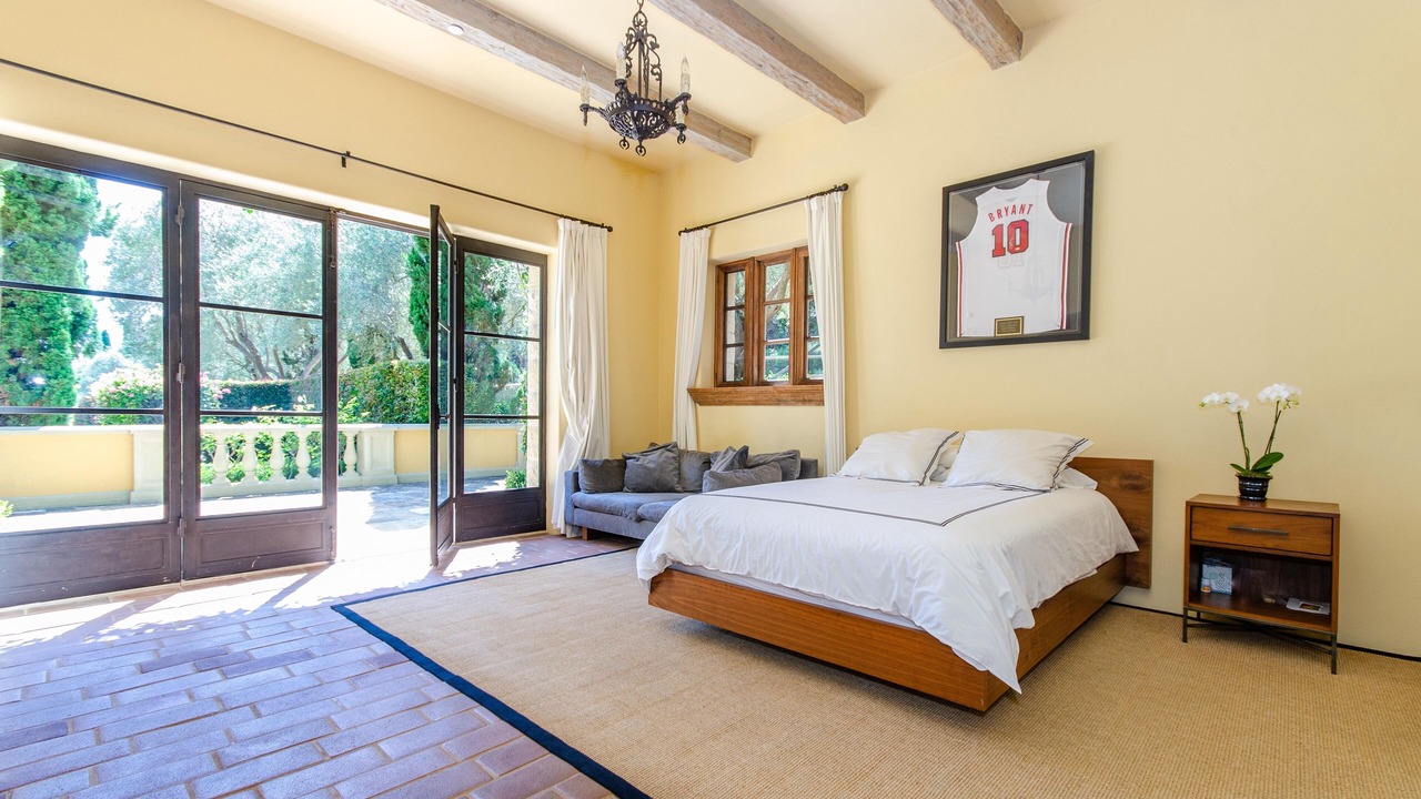 Photo of Bedroom in Golden Quadrangle