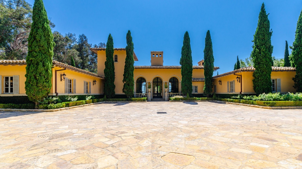 Photo of Outdoor in Golden Quadrangle