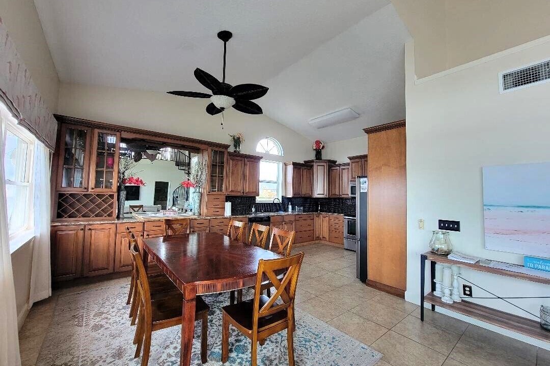 Photo of Kitchen in Boys Works