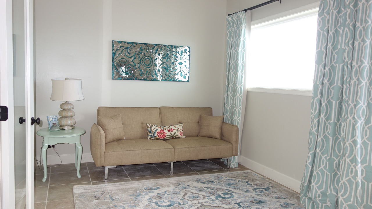 Photo of Livingroom in Boys Works