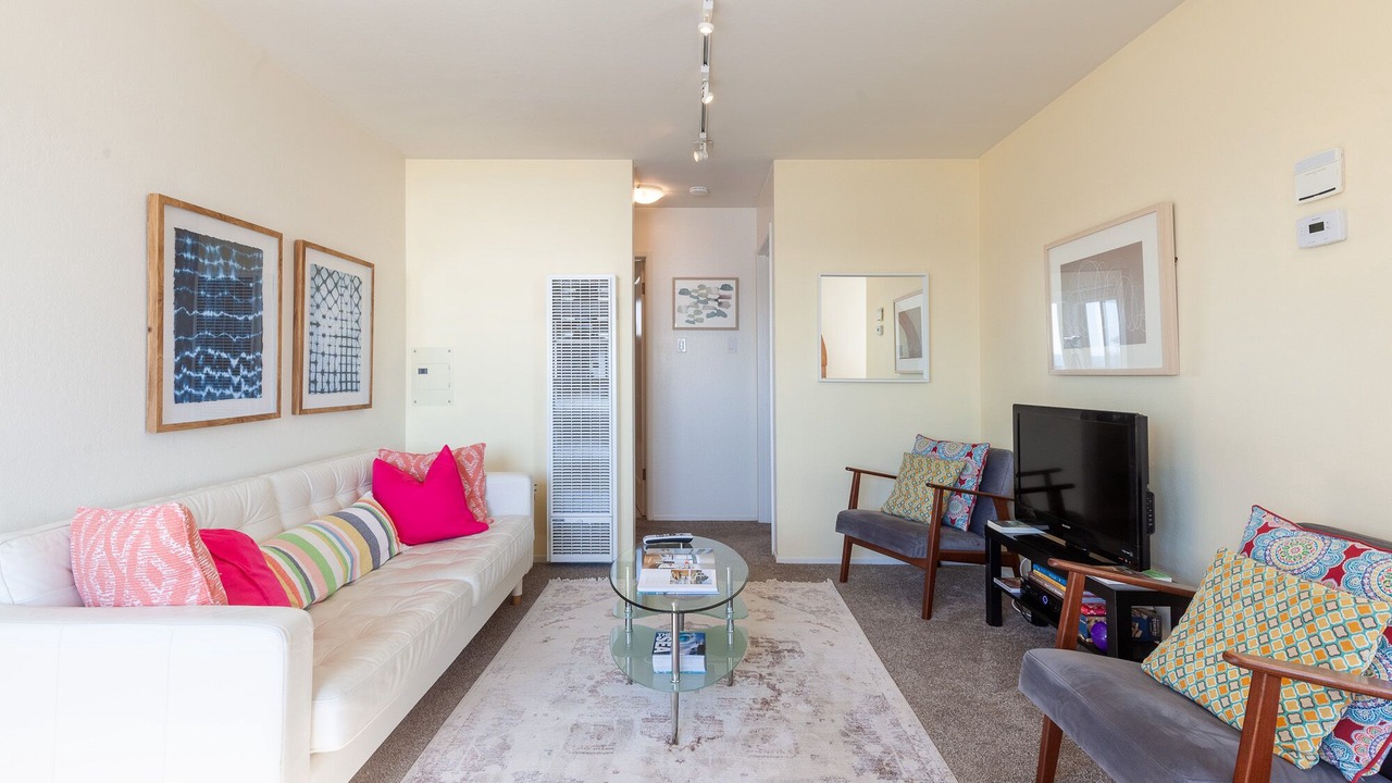 Photo of Livingroom in Pacifica