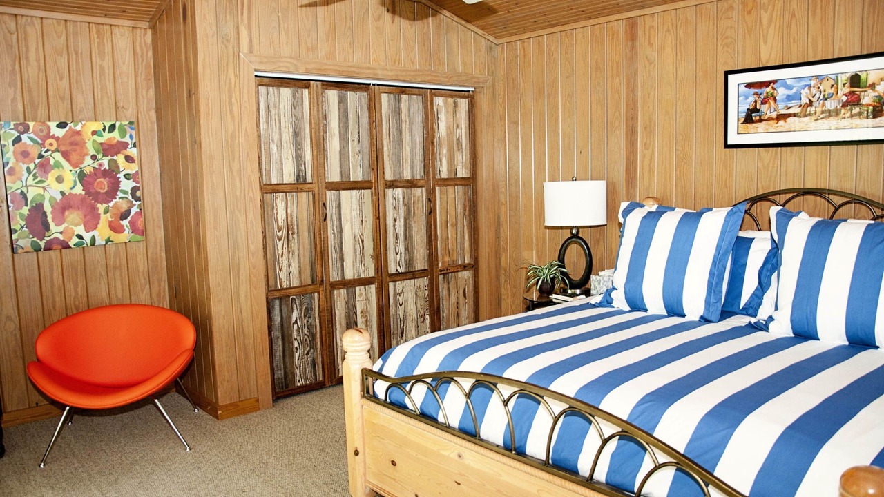Photo of Bedroom in Uvalde