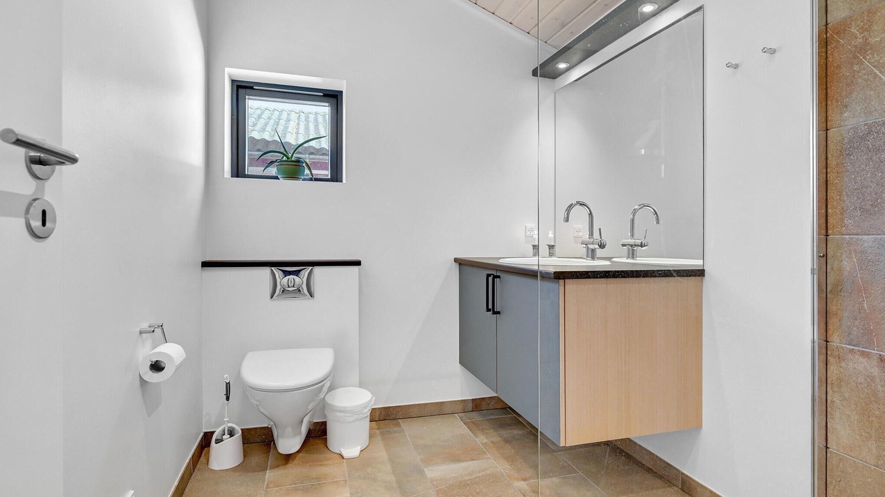 Photo of Bathroom in Hojslev