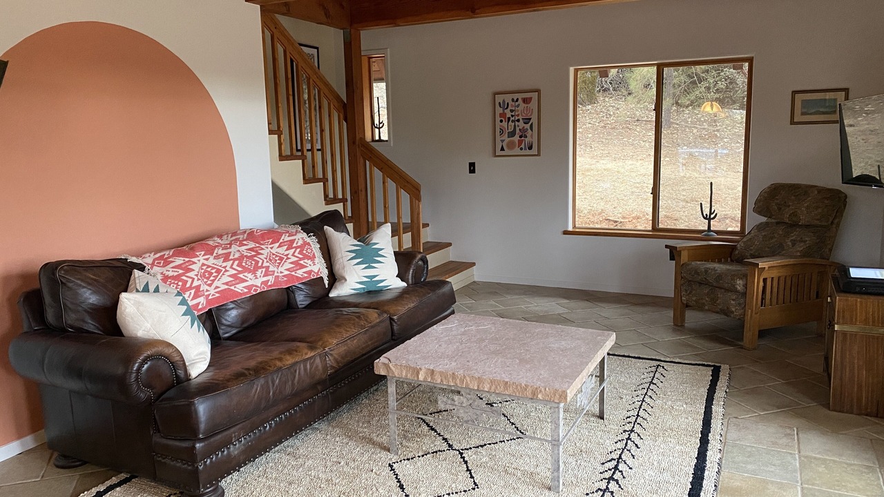 Photo of Livingroom in Midpines