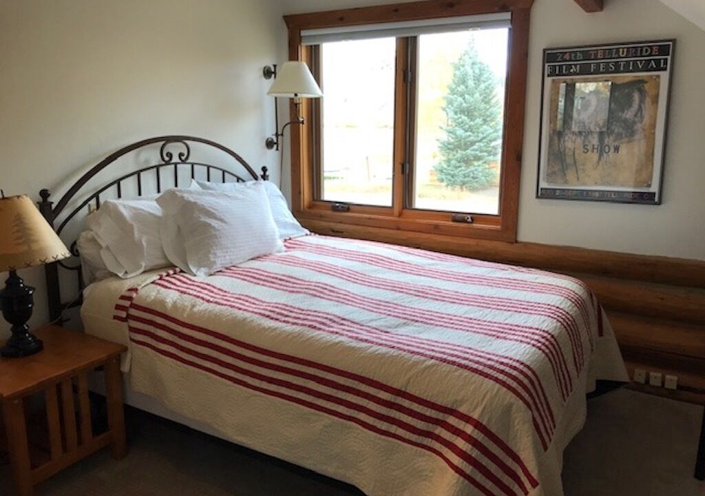 Photo of Bedroom in Jackson