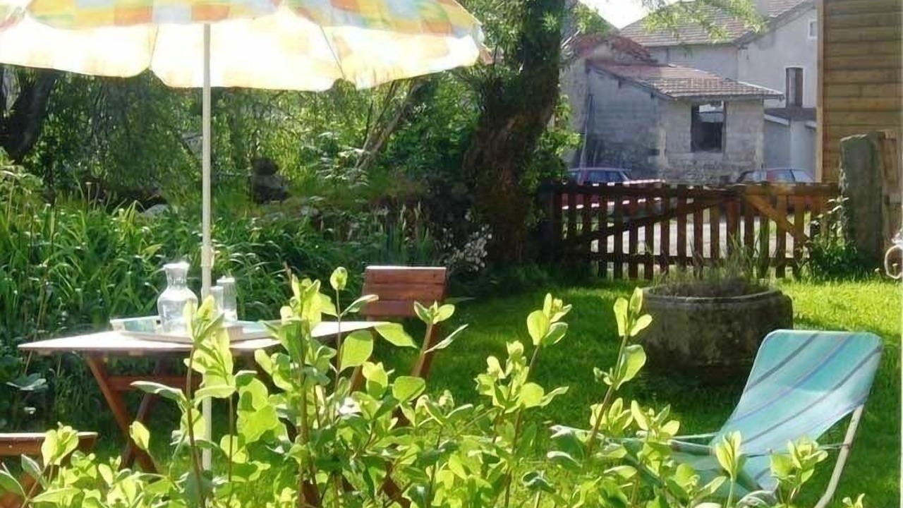 Photo of Outdoor in Jullianges