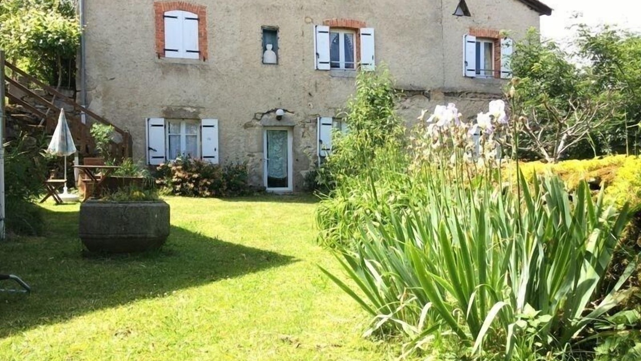 Photo of Outdoor in Jullianges