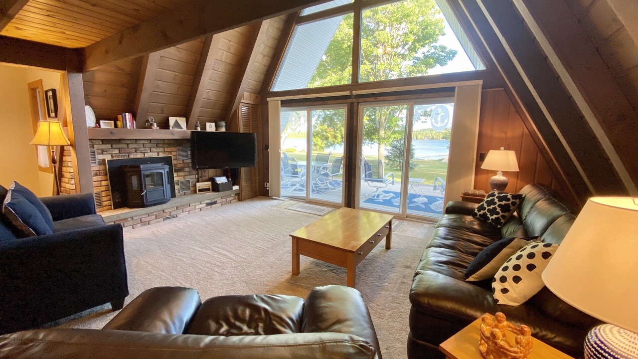 Photo of Livingroom in Petoskey