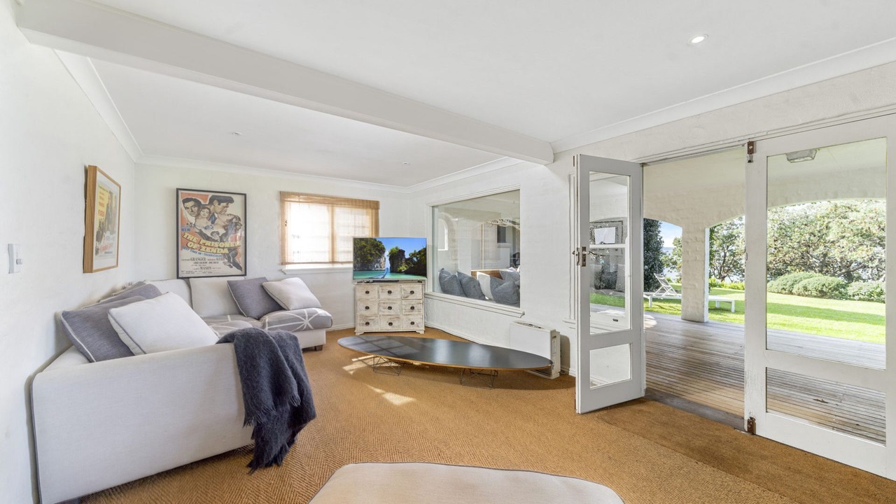 Photo of Livingroom in Hyams Beach