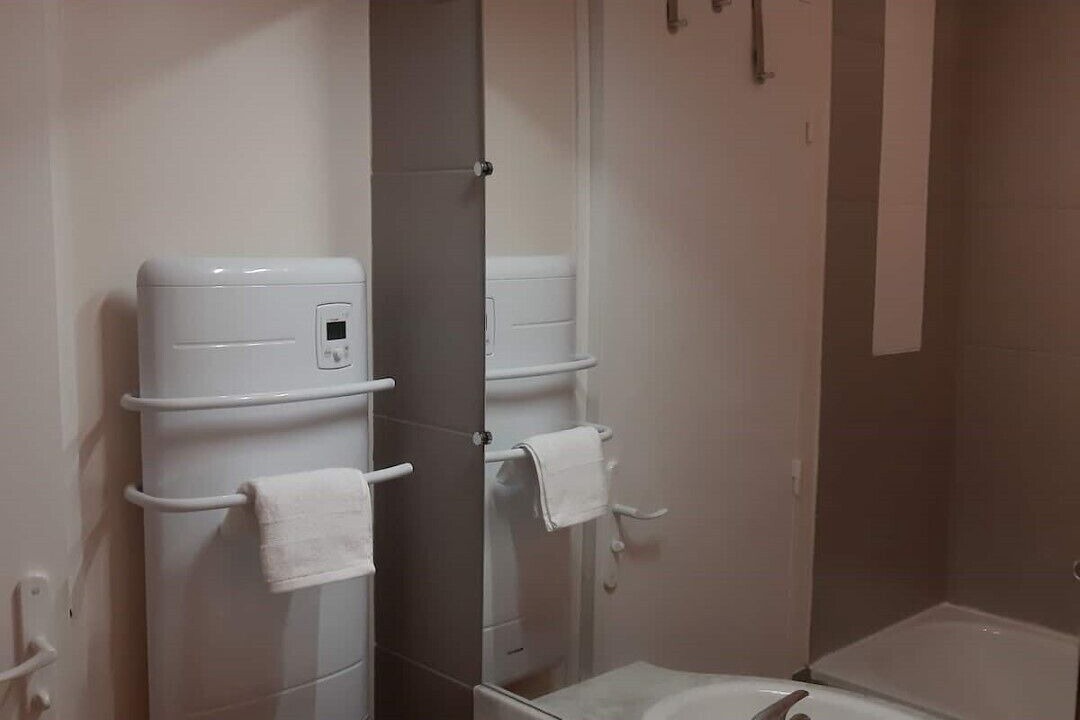 Photo of Bathroom in Noisy-sur-Ecole