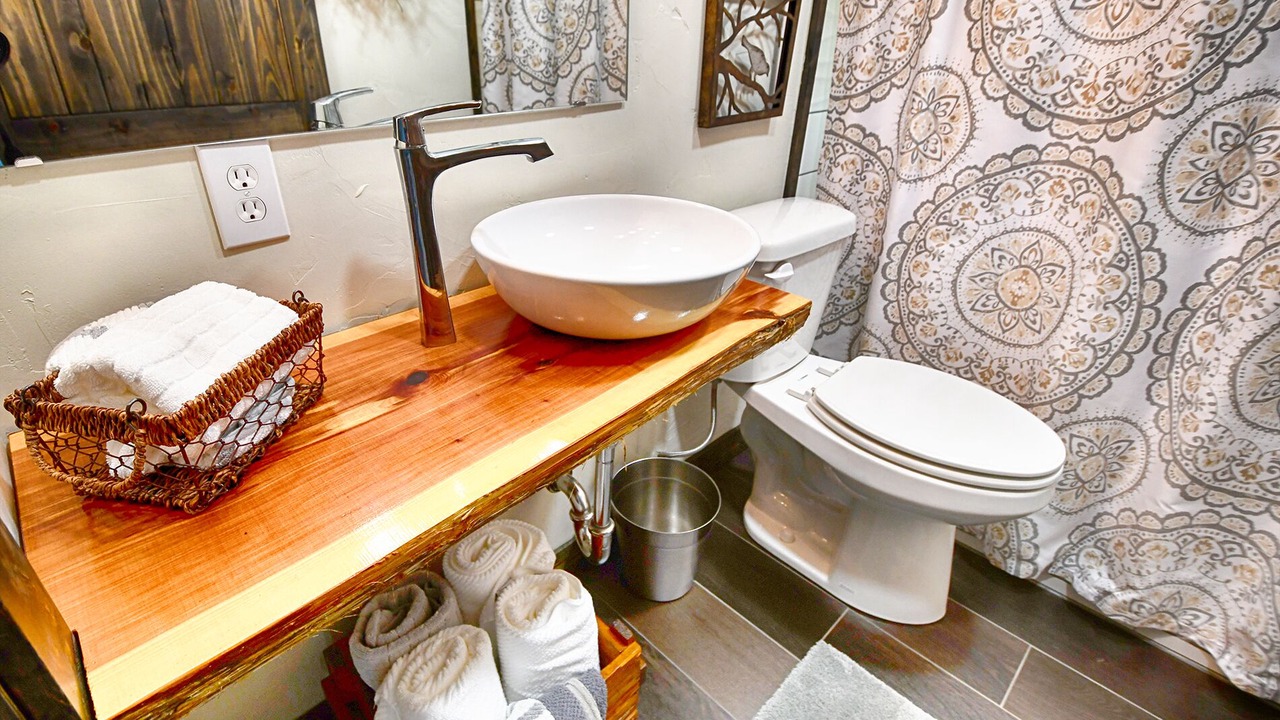 Photo of Bathroom in Tahlequah