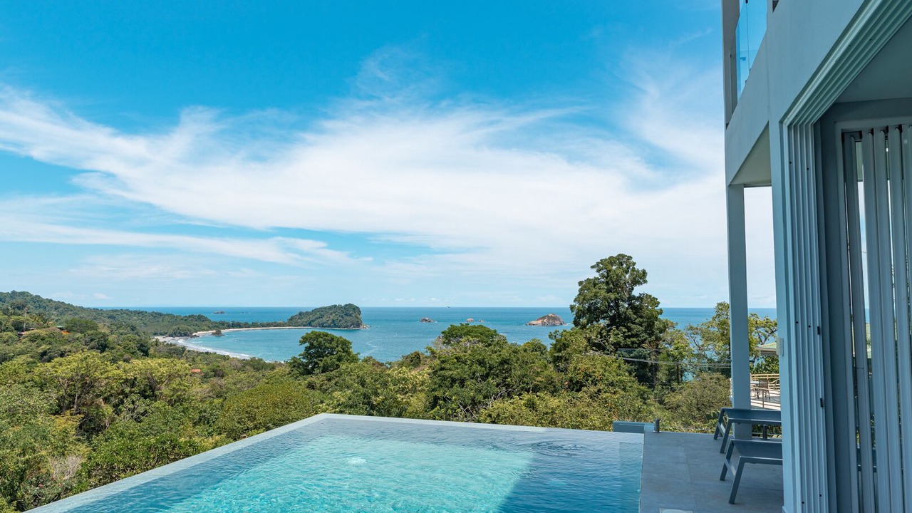 Photo of Outdoor in Manuel Antonio