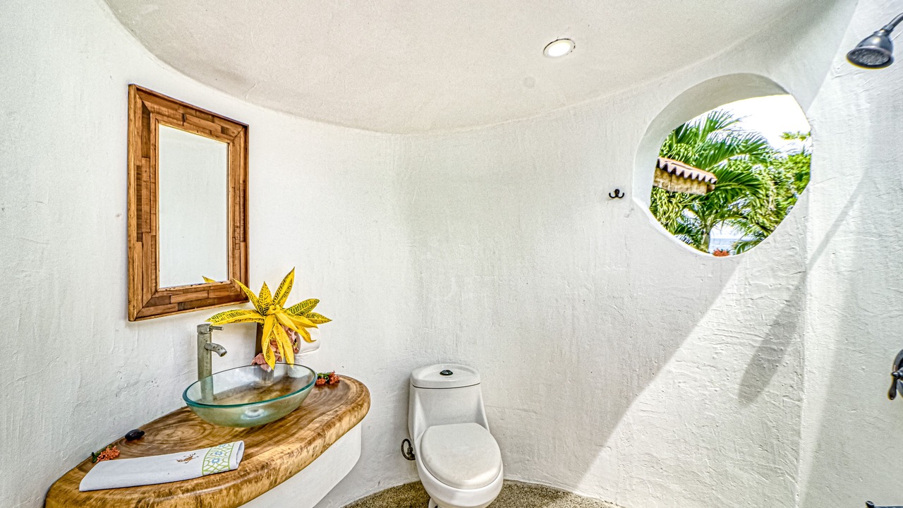 Photo of Bathroom in Cabo Matapalo