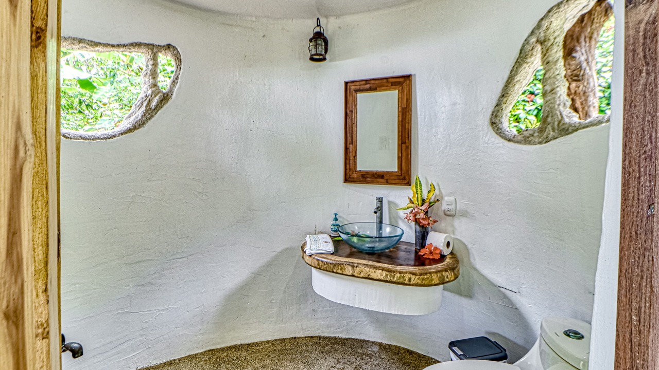 Photo of Bathroom in Cabo Matapalo