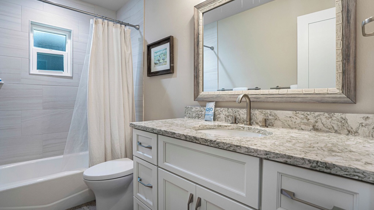 Photo of Bathroom in Murex Lakes