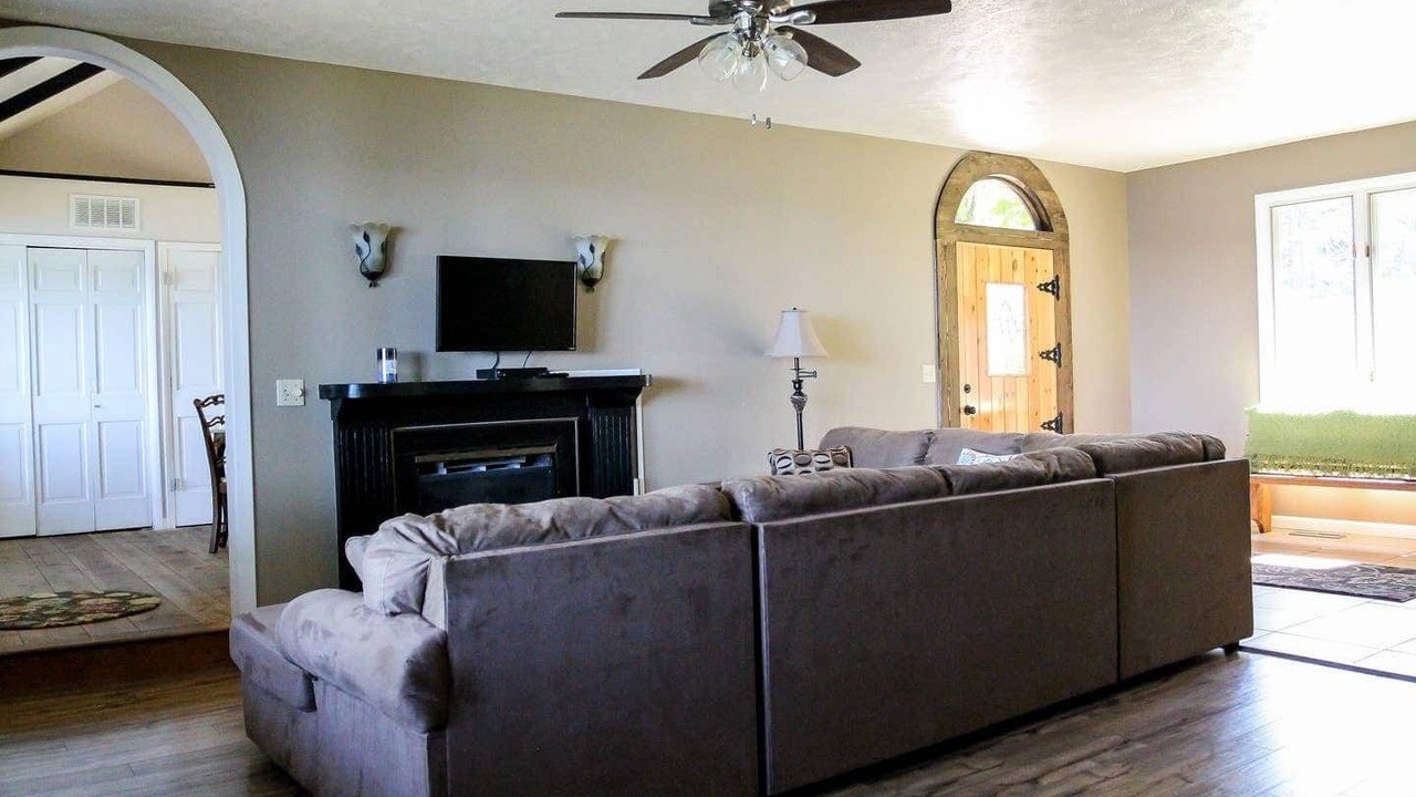 Photo of Livingroom in Munising