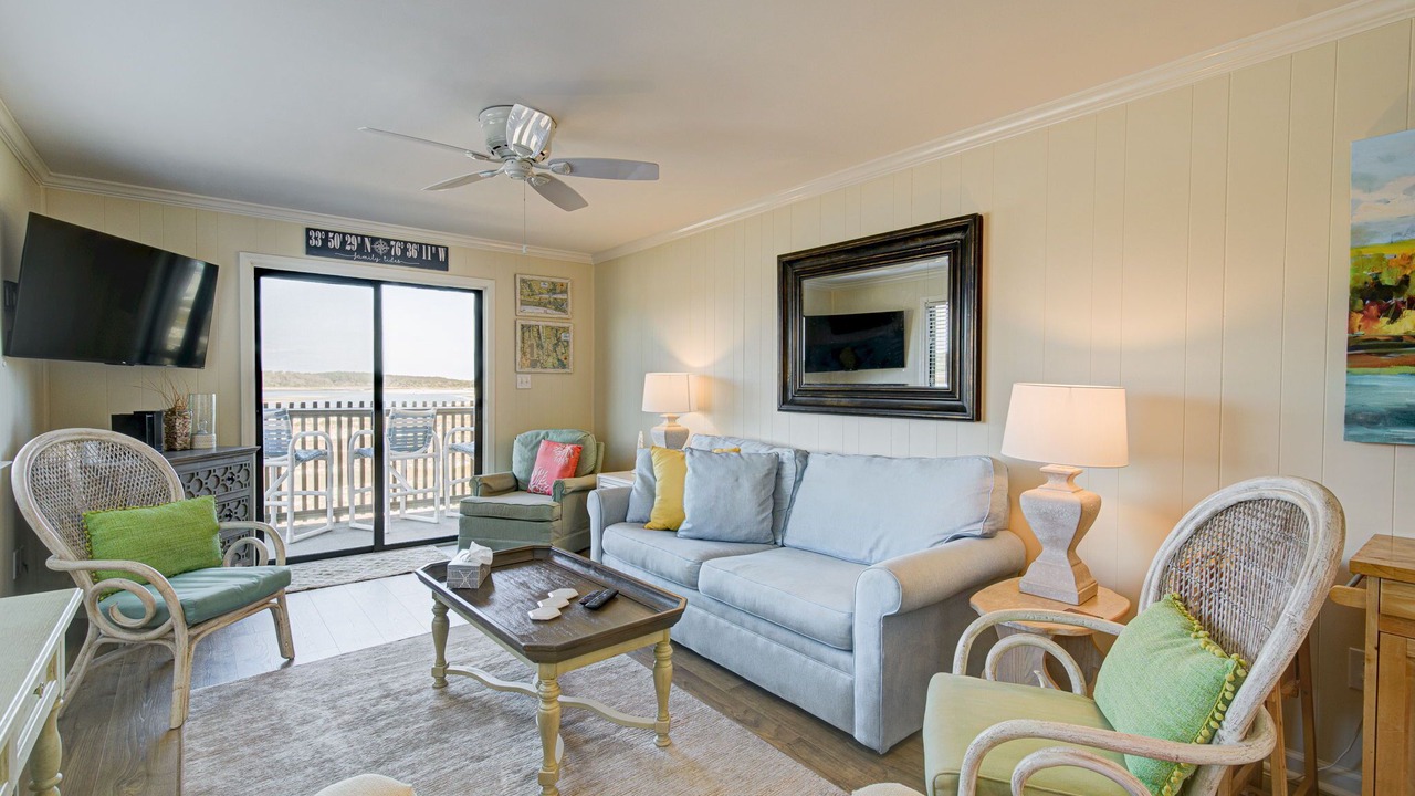 Photo of Livingroom in North Myrtle Beach