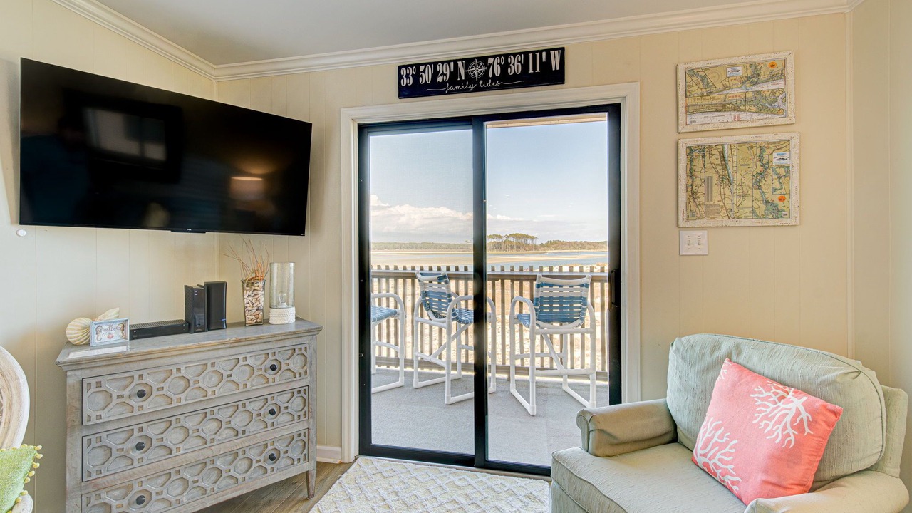 Photo of Livingroom in North Myrtle Beach