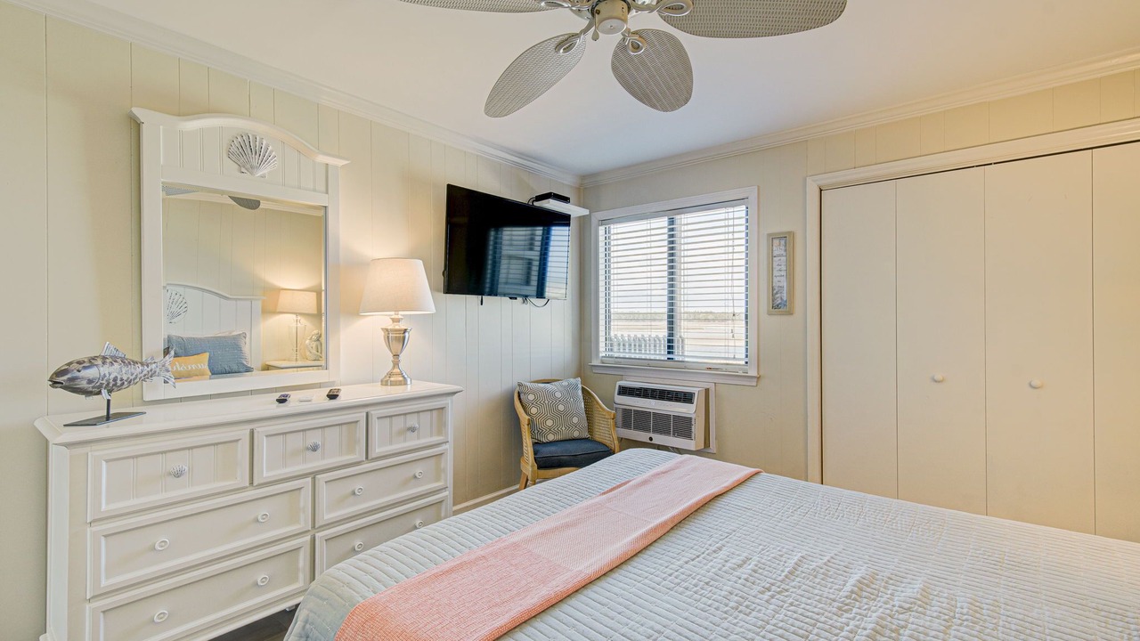 Photo of Bedroom in North Myrtle Beach