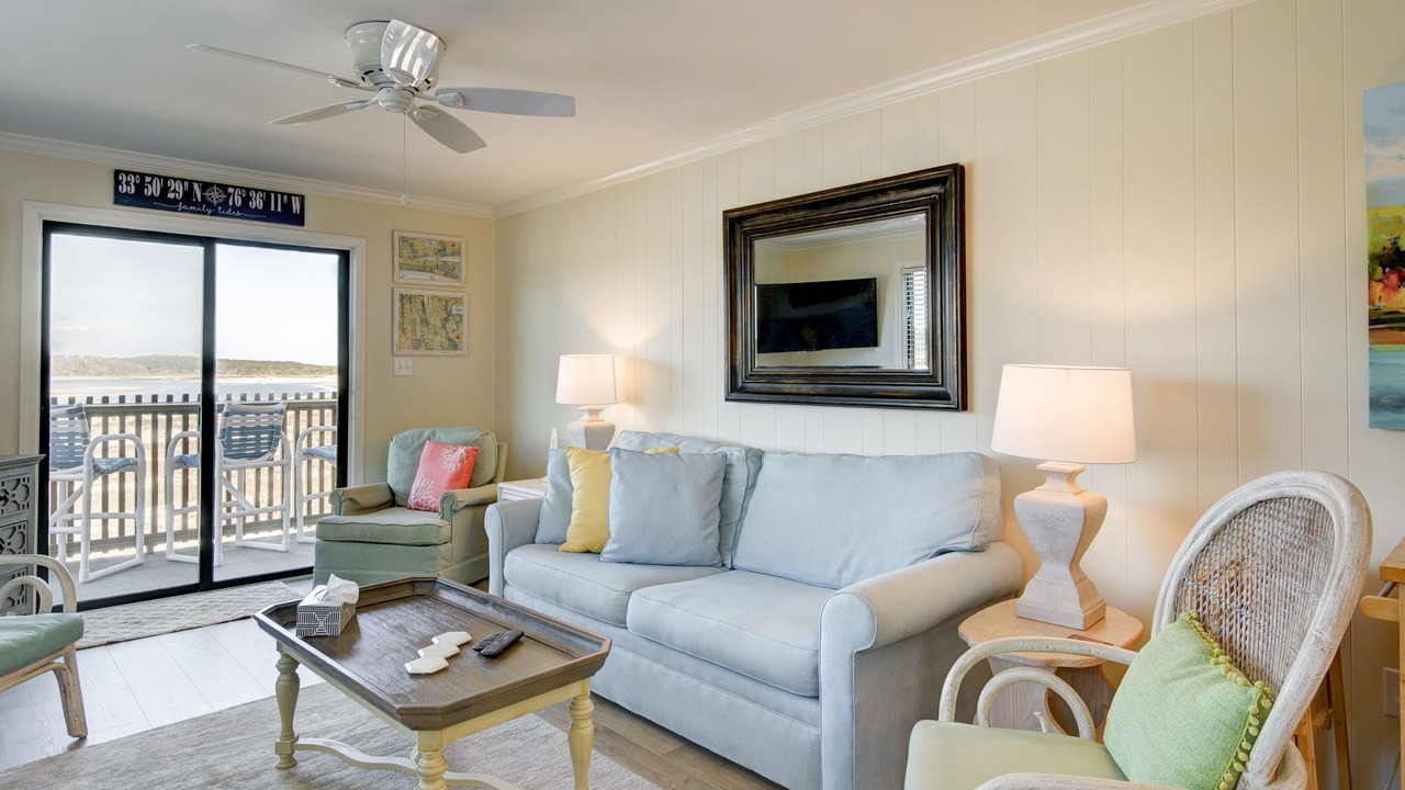 Photo of Livingroom in North Myrtle Beach