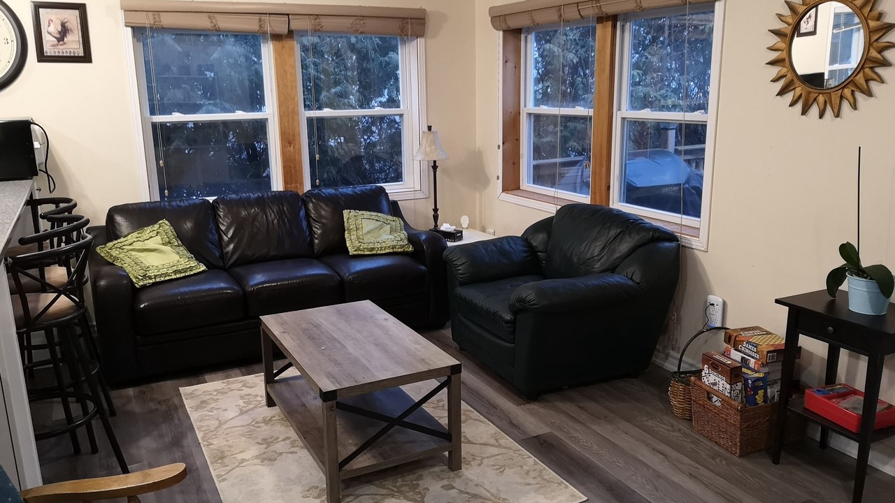Photo of Livingroom in Fenelon Falls