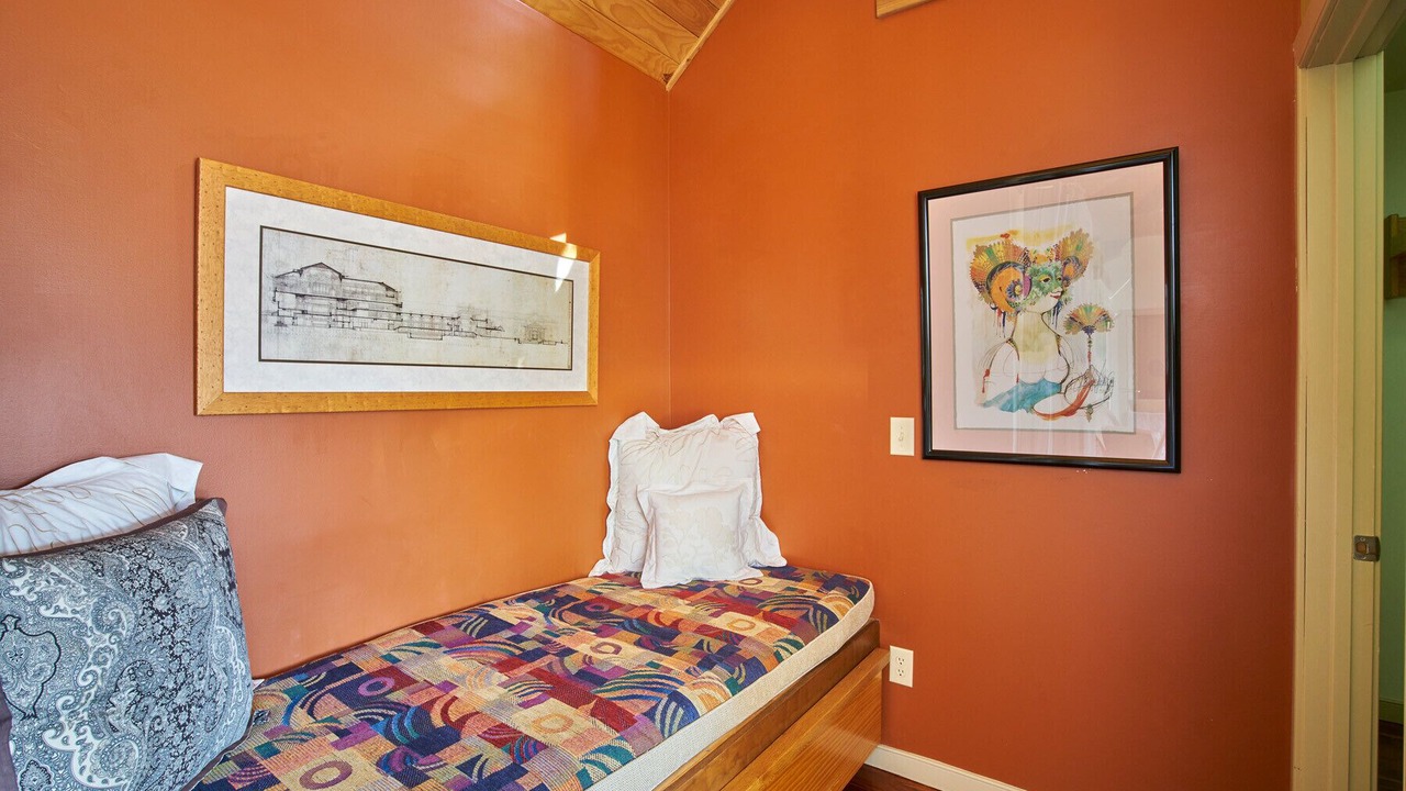 Photo of Bedroom in Ferguson