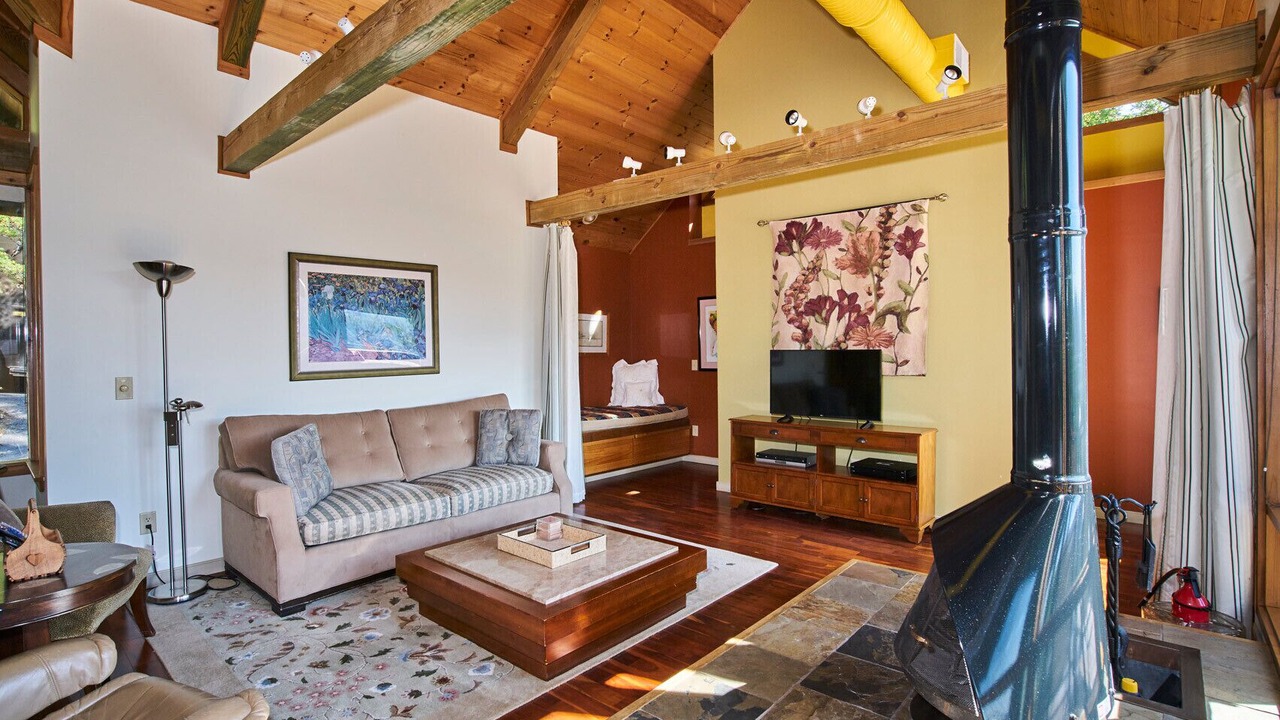 Photo of Livingroom in Ferguson
