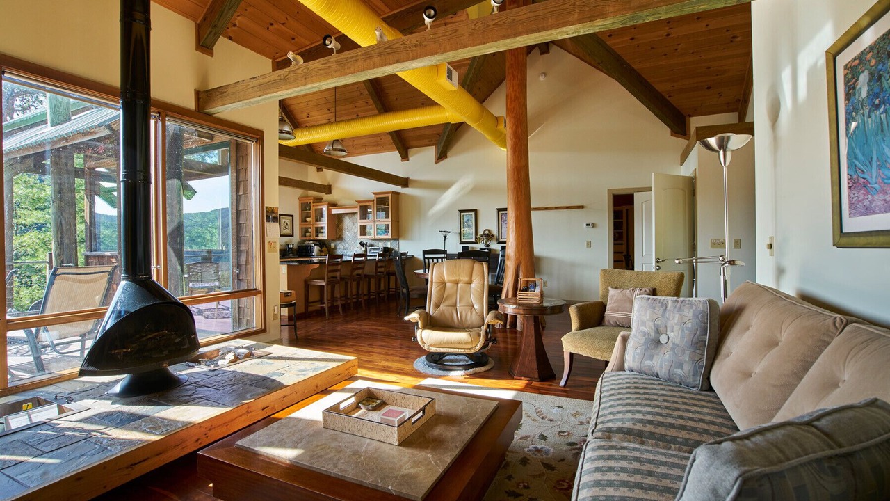 Photo of Livingroom in Ferguson