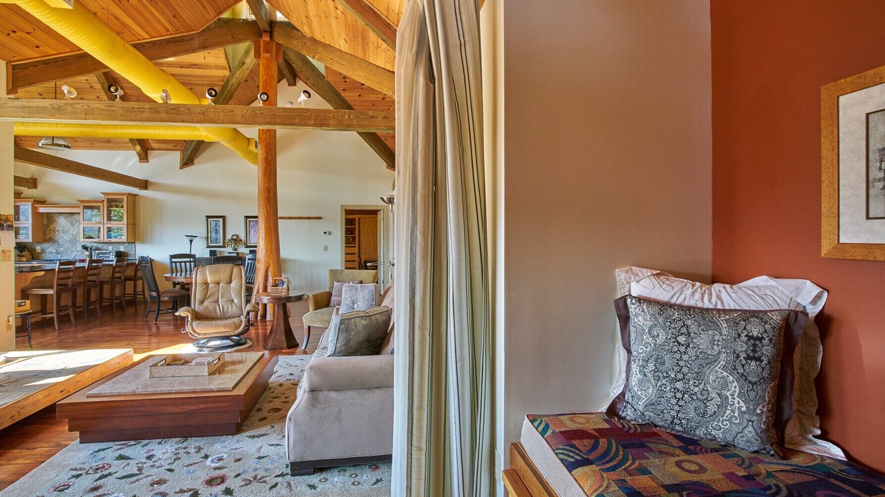 Photo of Livingroom in Ferguson