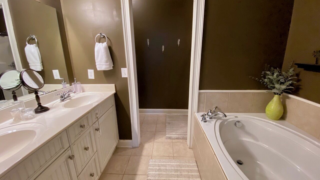 Photo of Bathroom in Greenville Downtown