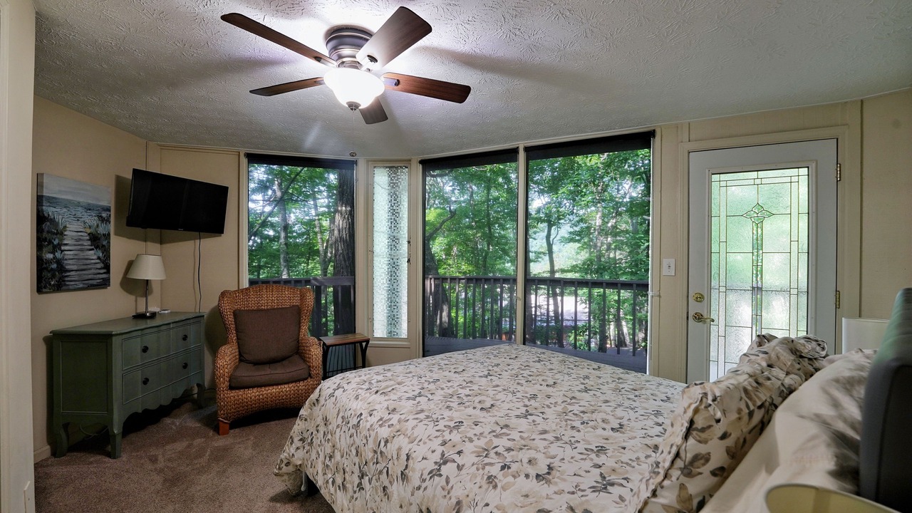 Photo of Bedroom in Big Canoe