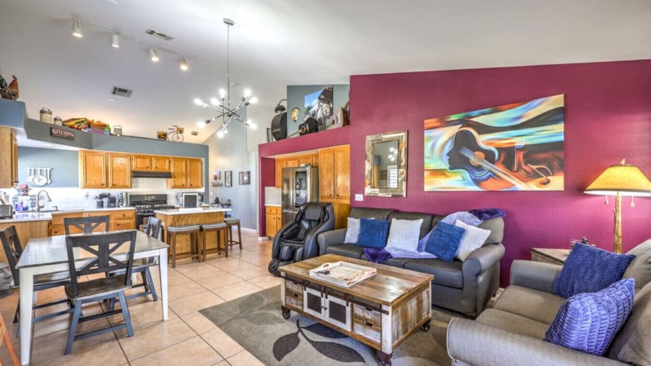 Photo of Livingroom in River Mountain