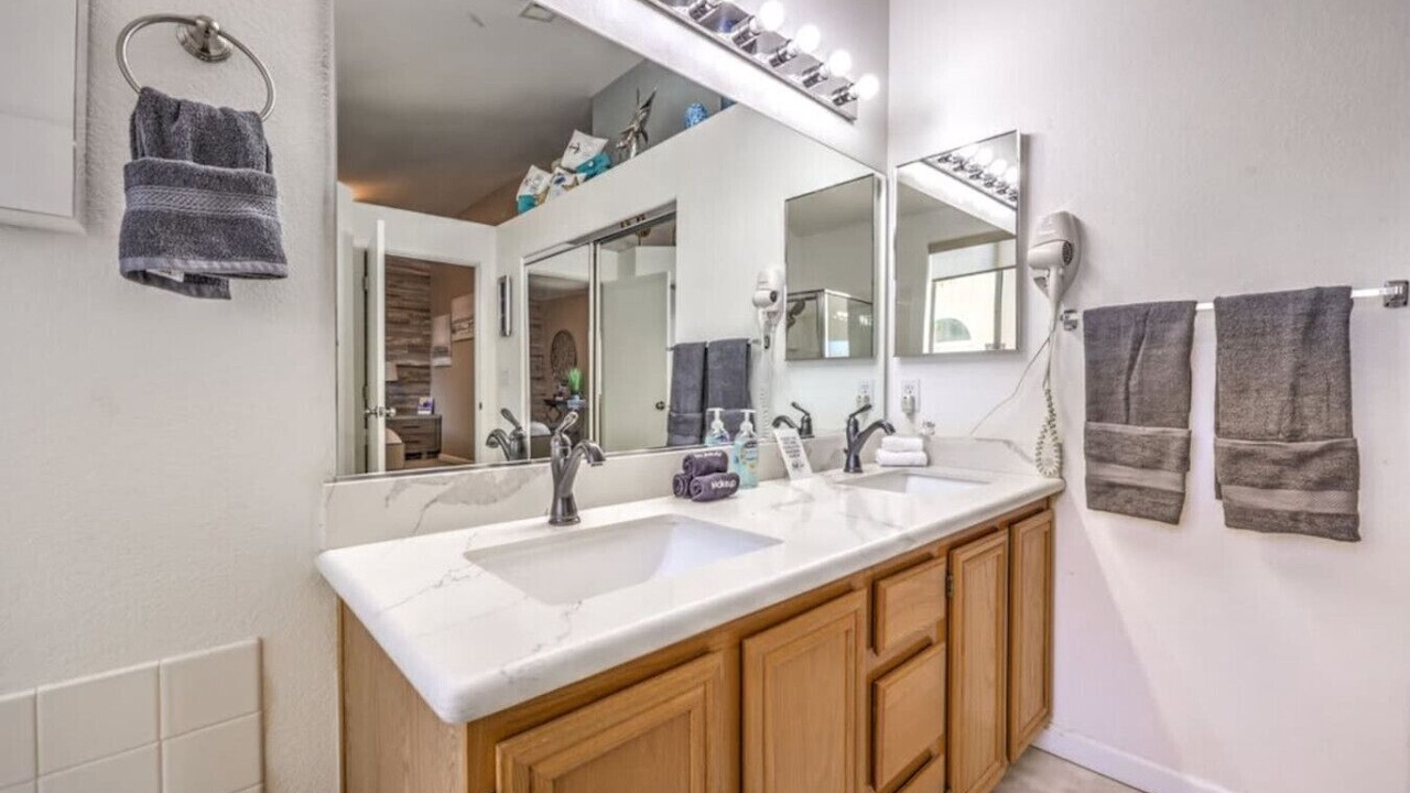 Photo of Bathroom in River Mountain